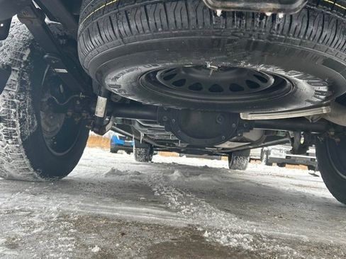 Used 2023 GMC Sierra 1500 Elevation image 10