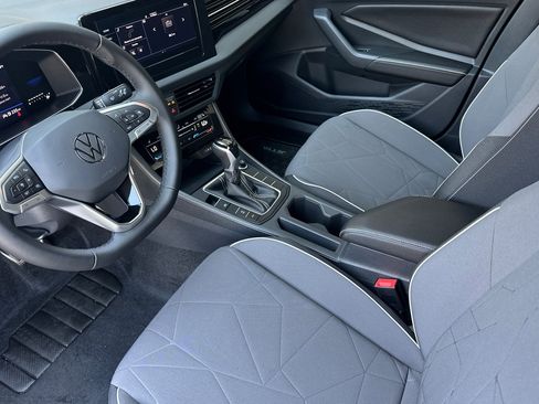 New 2025 Volkswagen Jetta Sport image 8