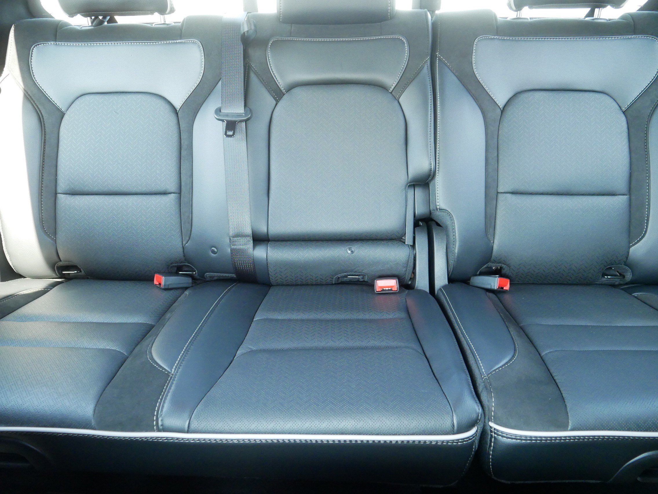 Used 2025 RAM 1500 Laramie w/ Advanced Safety Group II AWD/4WD image 13