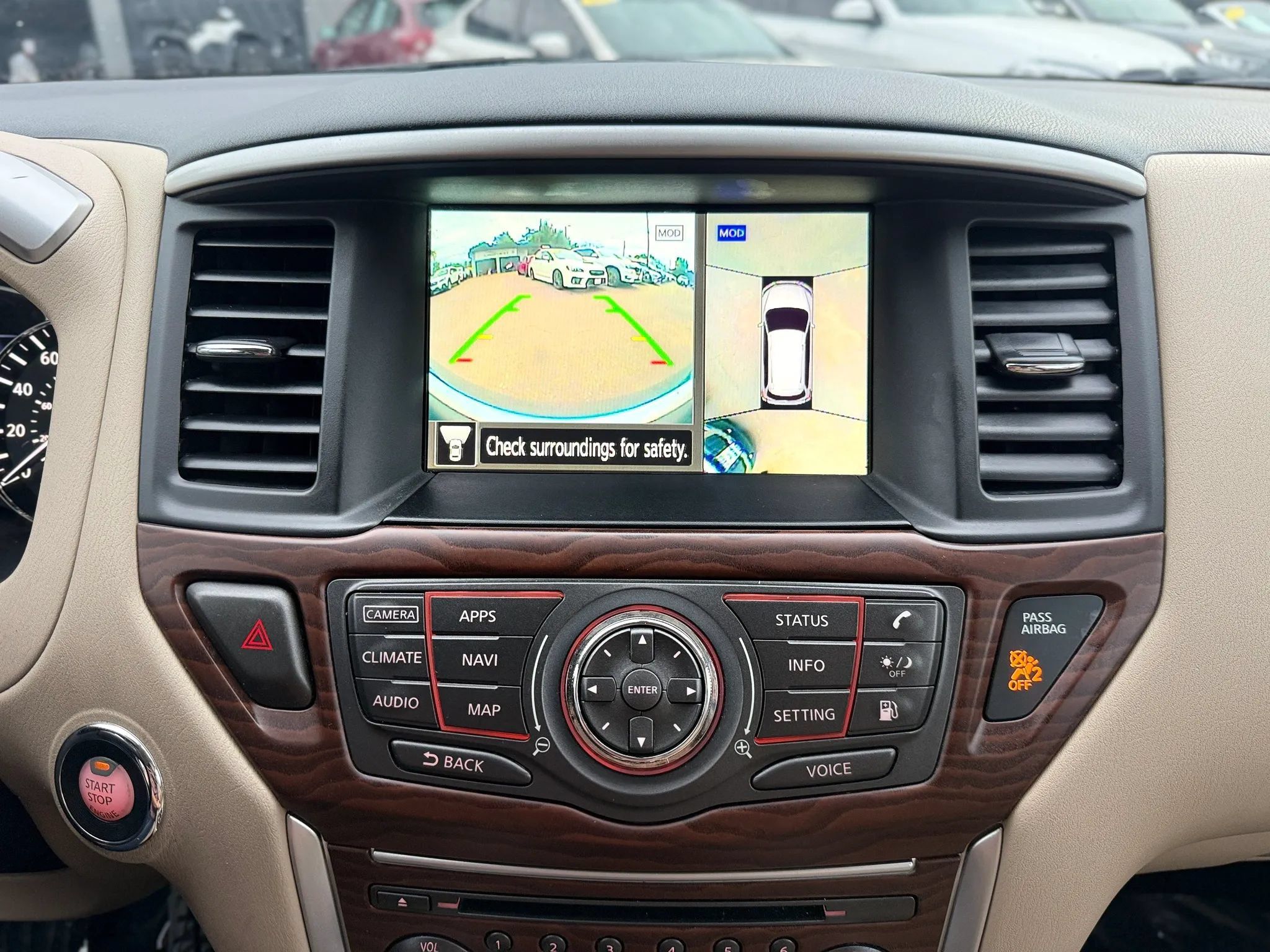 Used 2020 Nissan Pathfinder Platinum AWD/4WD image 40