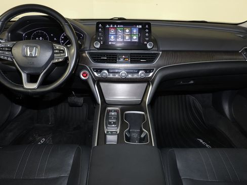 Used 2021 Honda Accord Touring image 10
