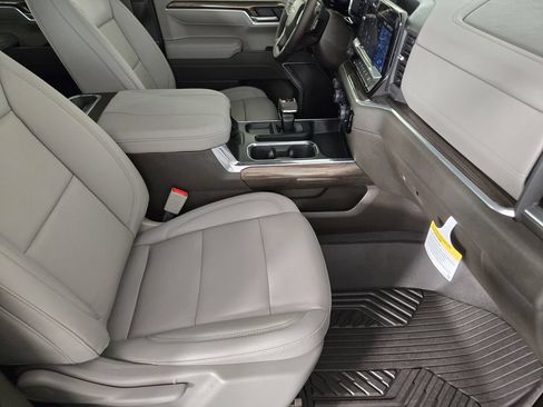 New 2026 Chevrolet Silverado 1500 LT AWD/4WD image 15