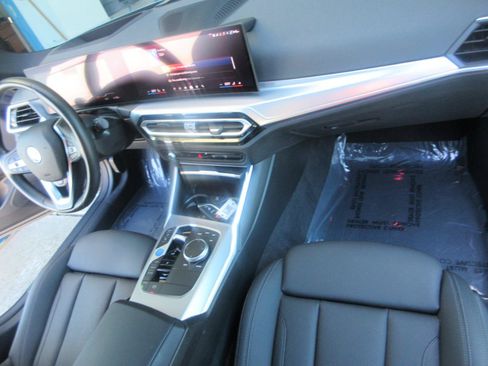 Used 2024 BMW i4 eDrive35 w/ Premium Package RWD image 31