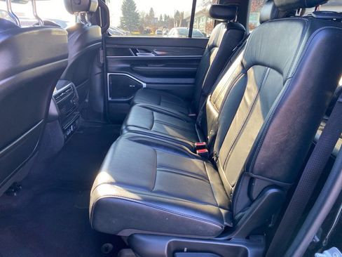 Used 2022 Jeep Wagoneer Series II image 22