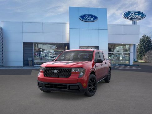 New 2025 Ford Maverick XLT w/ Black Appearance Package image 2