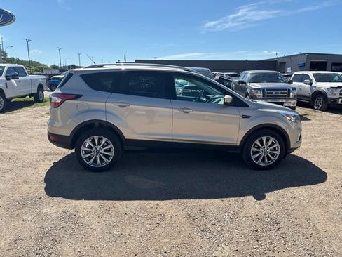Used 2017 Ford Escape Titanium AWD/4WD image 10
