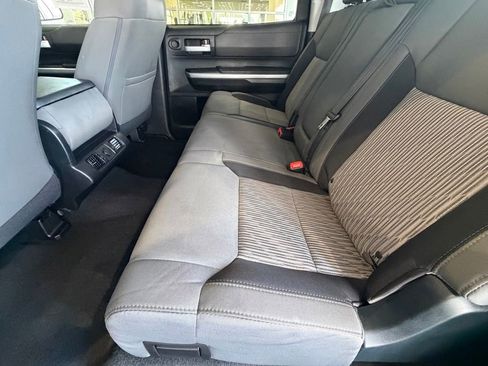 Used 2017 Toyota Tundra SR5 RWD image 31