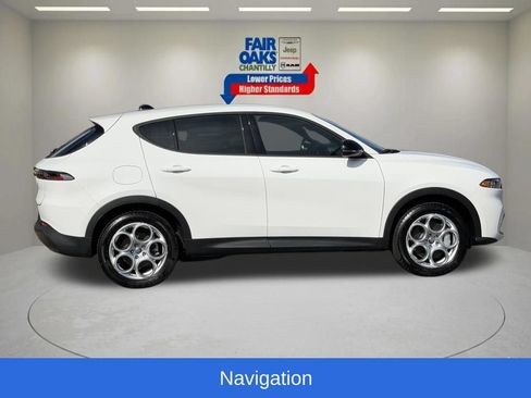 Used 2024 Alfa Romeo Tonale Sprint AWD/4WD image 7