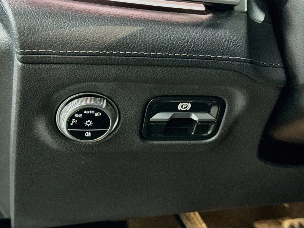 Certified 2023 Mercedes-Benz EQS AMG 4MATIC image 10