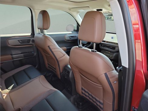 New 2025 Ford Bronco Sport Outer Banks w/ Sasquatch Outer Banks Package image 23