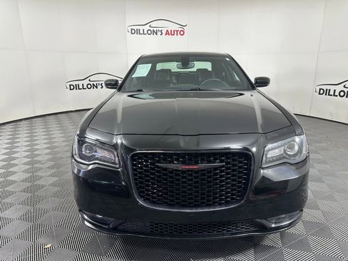 Used 2023 Chrysler 300 S image 12