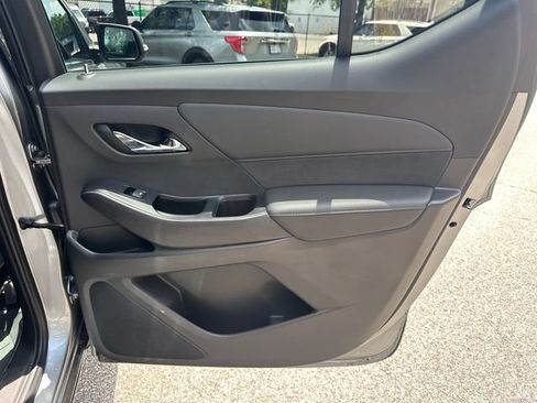 Used 2023 Chevrolet Traverse High Country w/ LPO, Floor Liner Package AWD/4WD image 18