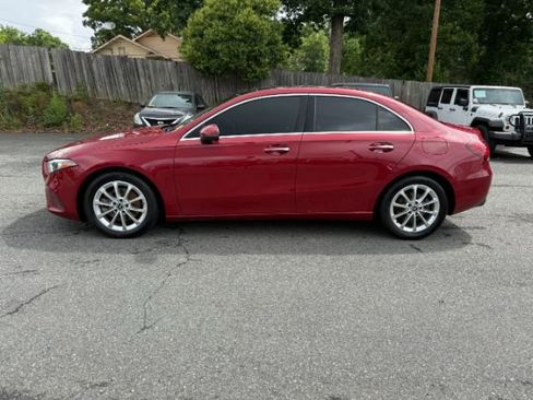 Used 2021 Mercedes-Benz A 220 4MATIC w/ Premium Package image 7