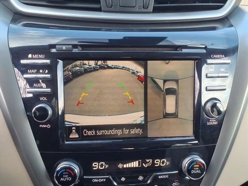 Used 2023 Nissan Murano SL w/ SL Moonroof Package image 25