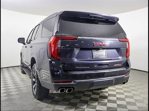 Used 2025 GMC Yukon AT4 AWD/4WD image 4