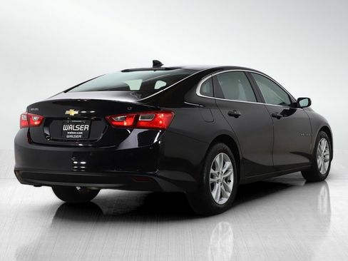 Used 2016 Chevrolet Malibu LT w/ Driver Confidence Package image 5