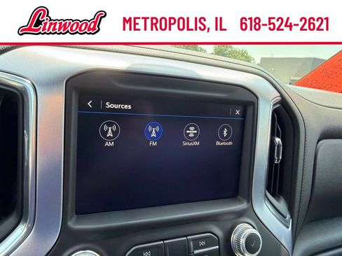 Used 2019 GMC Sierra 1500 SLT w/ SLT Premium Plus Package AWD/4WD image 32