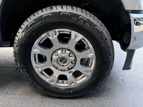 Used 2020 Ford F250 XLT w/ XLT Premium Package AWD/4WD image 5
