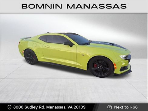 Used 2019 Chevrolet Camaro SS image 3
