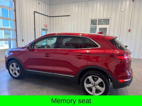 Used 2017 Lincoln MKC Premiere FWD image 7
