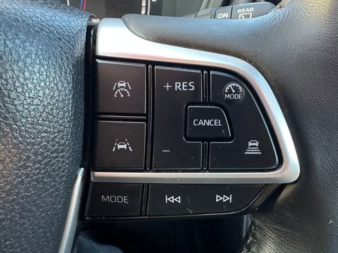 Certified 2025 Toyota Grand Highlander AWD image 26