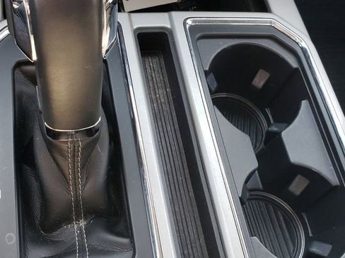 Used 2020 Ford F150 Lariat image 17