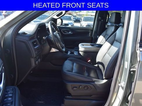 Used 2023 Chevrolet Suburban LT AWD/4WD image 4