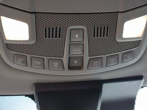 Used 2019 Ford F150 Lariat w/ Equipment Group 502A Luxury image 28