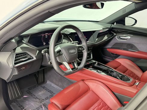 Certified 2023 Audi e-tron GT Prestige w/ Prestige Package AWD/4WD image 4