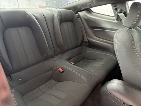 Used 2019 Ford Mustang GT RWD image 18
