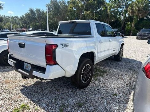 Used 2026 Toyota Tacoma TRD Sport AWD/4WD image 8