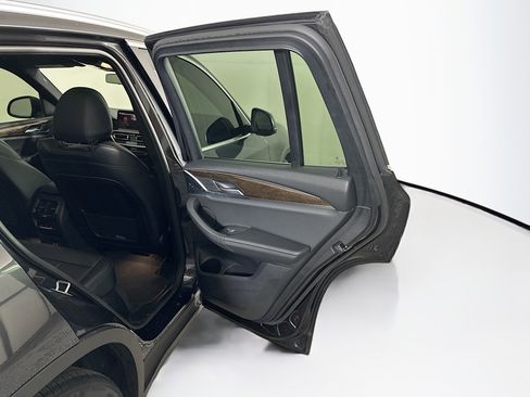 Used 2023 BMW X3 sDrive30i w/ Premium Package image 33