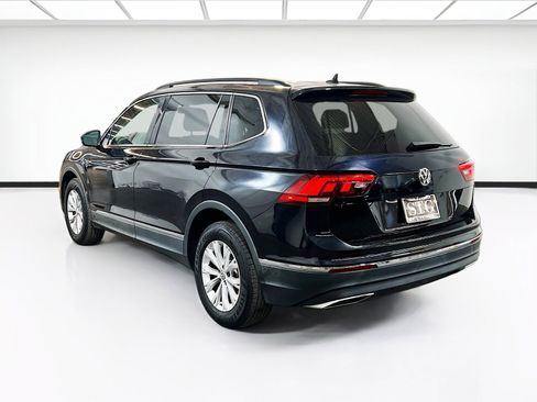 Used 2018 Volkswagen Tiguan SE w/ Panoramic Sunroof Package image 6