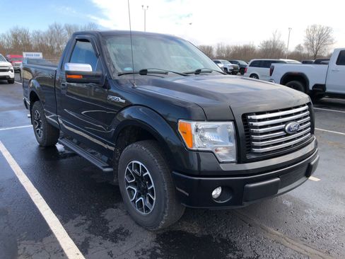 Used 2011 Ford F150 XLT w/ XLT Convenience Pkg image 3