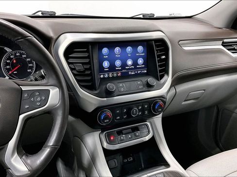 Used 2022 GMC Acadia SLT w/ Preferred Package FWD image 7