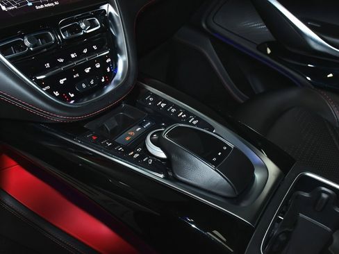 Used 2021 Aston Martin DBX Base image 47