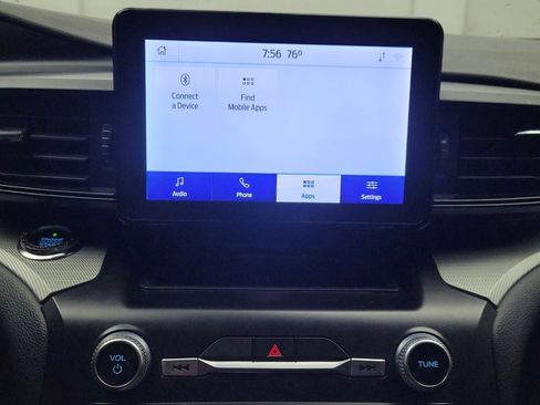 Used 2020 Ford Explorer XLT RWD image 25