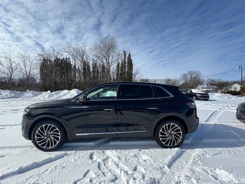 Used 2020 Lincoln Nautilus Reserve AWD/4WD image 8