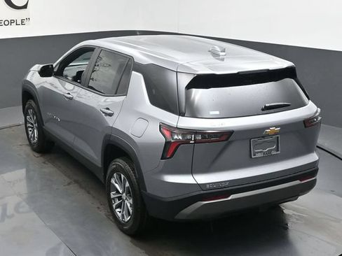 New 2026 Chevrolet Equinox LT w/ Safety and Technology Package FWD image 19