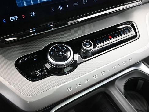 Certified 2025 Ford Expedition Max Active image 18