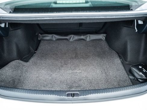Used 2020 Lexus IS 300 w/ Navigation Package RWD image 10