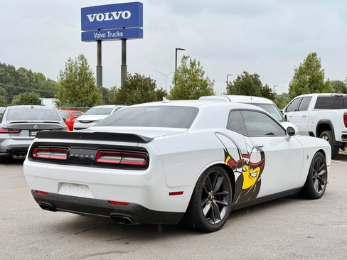 Used 2019 Dodge Challenger R/T Scat Pack RWD image 13