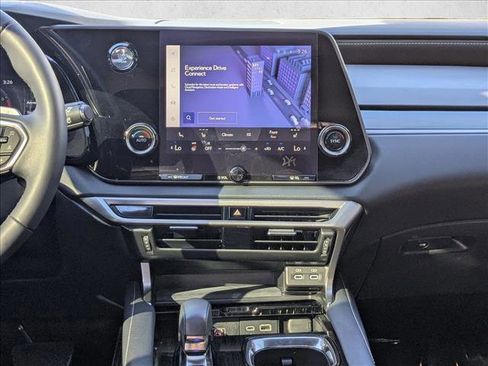 Certified 2025 Lexus RX 350 FWD image 17