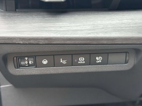 Certified 2024 Nissan Ariya AWD image 34