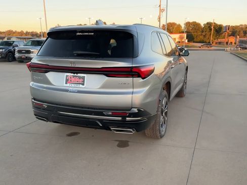 New 2026 Buick Enclave Sport Touring image 8