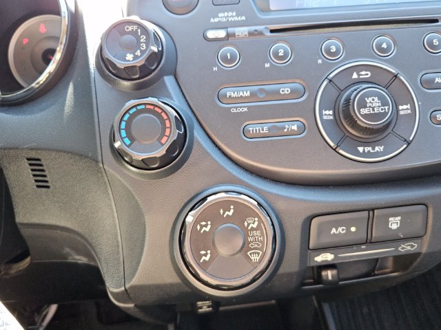 Used 2013 Honda Fit Sport image 19