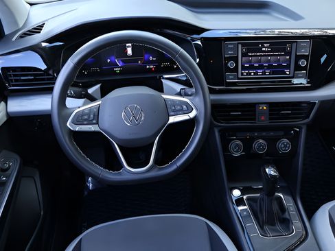 Certified 2023 Volkswagen Taos S FWD image 15