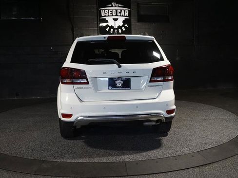 Used 2020 Dodge Journey Crossroad image 4