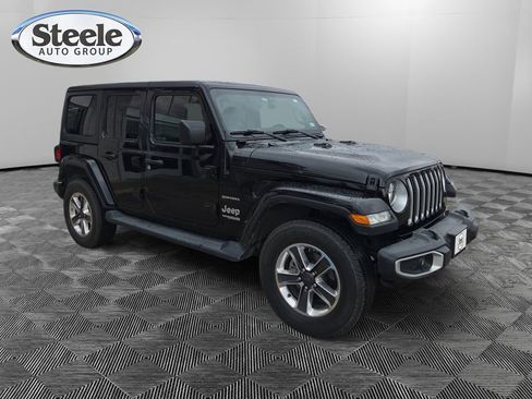 Used 2019 Jeep Wrangler Unlimited Sahara image 7