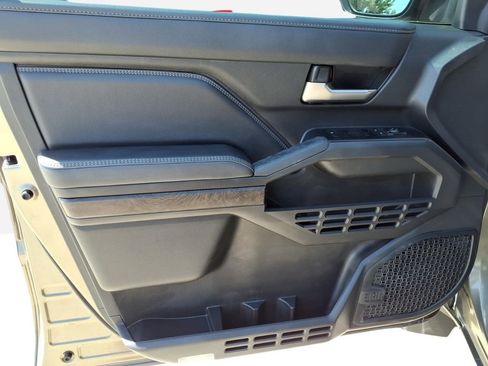Certified 2024 Toyota Tacoma Limited w/ Limited Package (LT) AWD/4WD image 13